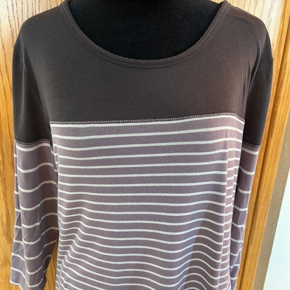 Maurices 24/7 long T-shirt, lavender & gray, long sleeve, women's size M